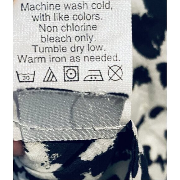 J Crew Top Womens 12 Black White Snow Leopard Boy Fit Button Up Long Sleeve Boho - Picture 7 of 8